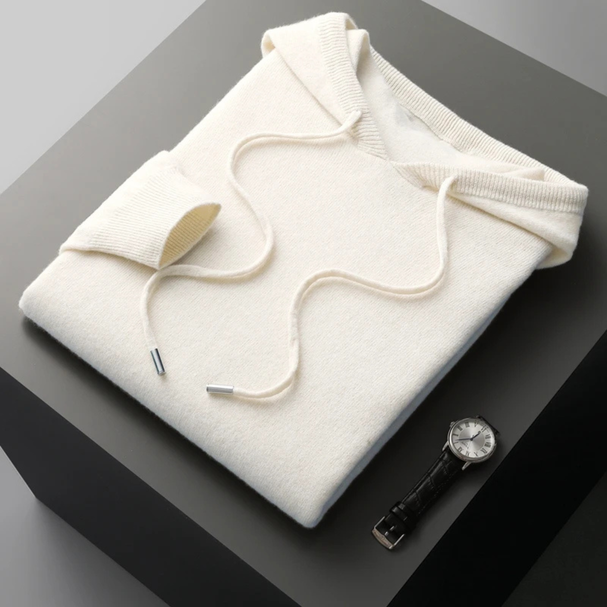 The Bronzewell Luxury Cashmere Sweater