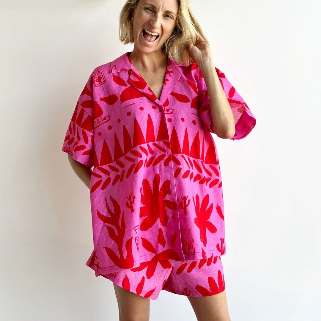Chic Castro Summer Ensemble for Stylish Occasions