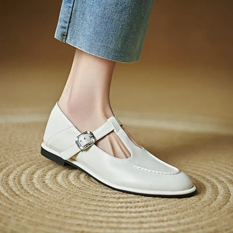 Selvana Chic Low Heeled Pumps for Any Occasion